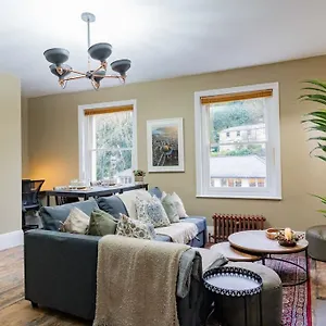 Stunning Boutique Flat In Location - Beatrice Apartment Bath