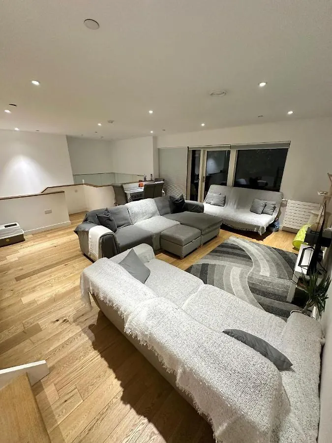 Apartment Modern Luxury Oasis Rooms 02 Arena-Excel-Canary Wharf Ldn London